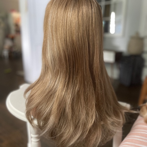 Uniwigs Carrie Almond Frost MODIFIED fringe/bangs. Synthetic alopecia long wig - Picture 6 of 13